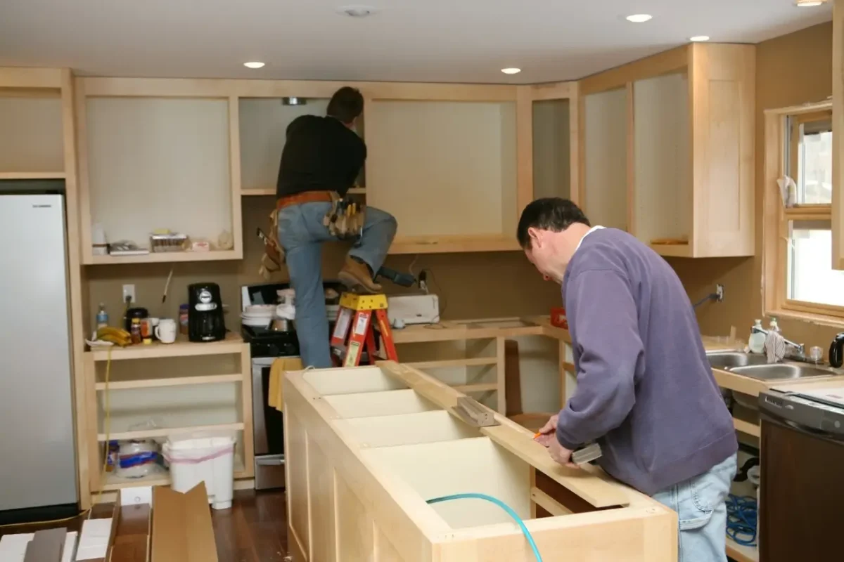 About us at Builders Silverdale highlighting our professional team and trusted experience